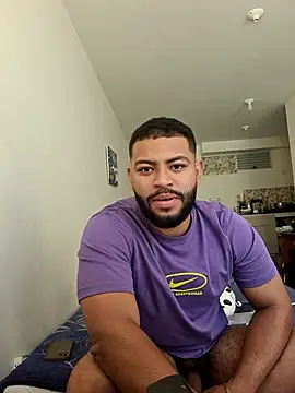 KLEYTON33 online show from February 2026 02:32:02 PM