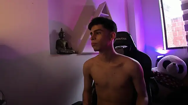 Snapshot of juan_posada chatting on February 2026 10:02:02 PM juan posada online show from February 2026 10:02:02 PM