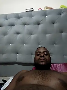 Snapshot of Tuverdugo12 chatting on February 2026 03:24:01 AM Tuverdugo12 online show from February 2026 03:24:01 AM