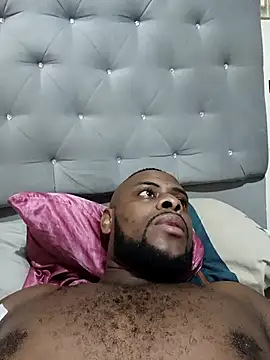 Snapshot of Tuverdugo12 chatting on February 2026 10:48:01 AM Tuverdugo12 online show from February 2026 10:48:01 AM