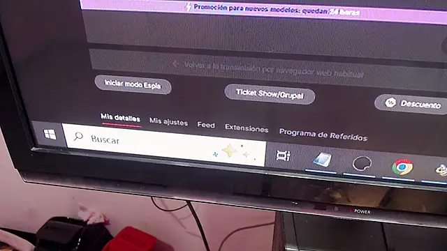 Snapshot of isabella_vogue chatting on February 2026 11:44:01 AM isabella vogue online show from February 2026 11:44:01 AM