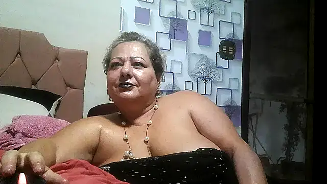 Snapshot of bialoba7 chatting on February 2026 09:35:02 PM bialoba7 online show from February 2026 09:35:02 PM