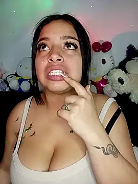 Snapshot of _juli17_ chatting on April 2026 10:56:02 PM juli17 online show from April 2026 10:56:02 PM