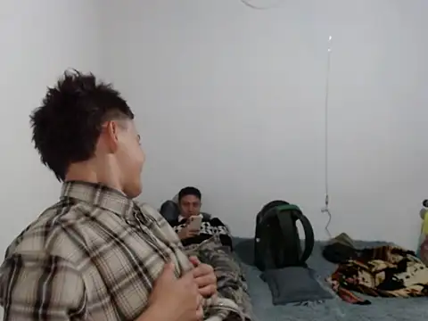 Snapshot of Brenda_Tina699 chatting on March 2026 01:34:02 AM Brenda Tina699 online show from March 2026 01:34:02 AM