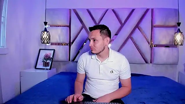 nilaynoa online show from March 2026 11:49:01 AM