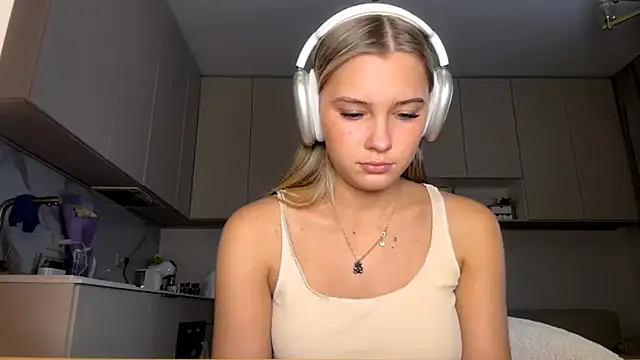 SeveralDip online show from February 2026 01:22:01 PM