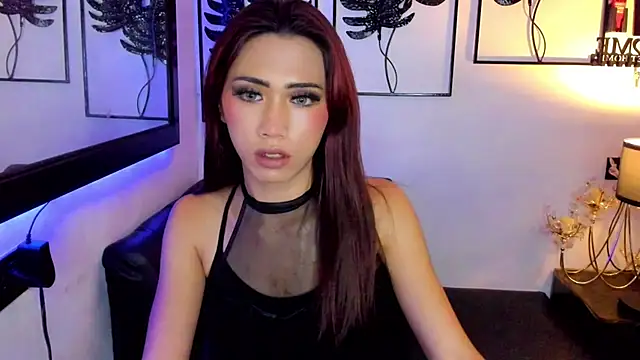 QueenAlisonfoxx online show from June 2026 12:23:01 AM