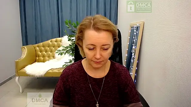 Snapshot of MONA_W chatting on February 2026 11:04:02 AM MONA W online show from February 2026 11:04:02 AM