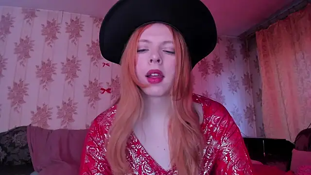 Snapshot of Cutie_Bambi chatting on April 2026 11:32:01 AM Cutie Bambi online show from April 2026 11:32:01 AM