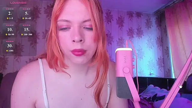 Snapshot of Cutie_Bambi chatting on May 2026 12:12:01 PM Cutie Bambi online show from May 2026 12:12:01 PM