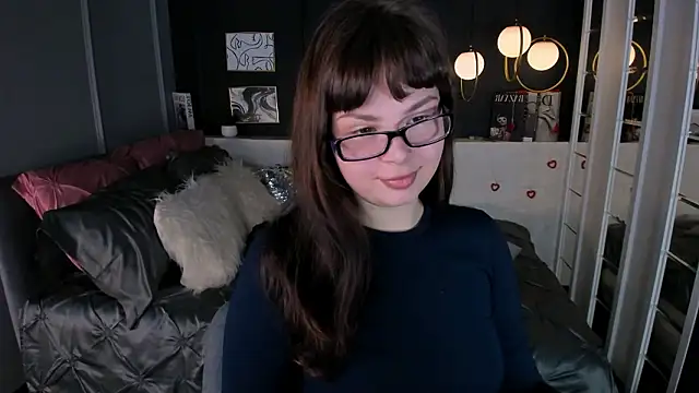 Snapshot of Maykinkya chatting on February 2026 03:01:01 PM Maykinkya online show from February 2026 03:01:01 PM