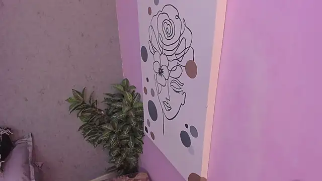 lil miia online show from April 2026 07:10:01 PM