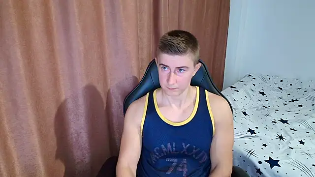 Snapshot of TodMusclePower9 chatting on February 2026 05:25:02 AM TodMusclePower9 online show from February 2026 05:25:02 AM