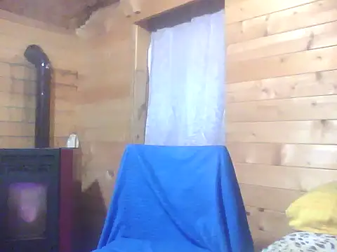 Snapshot of Luanatrav1 chatting on February 2026 10:46:02 PM Luanatrav1 online show from February 2026 10:46:02 PM