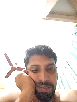 delvin92 online show from April 2026 07:06:01 PM