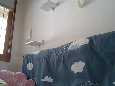 Snapshot of Vinni_19cm chatting on March 2026 05:07:01 PM Vinni 19cm online show from March 2026 05:07:01 PM