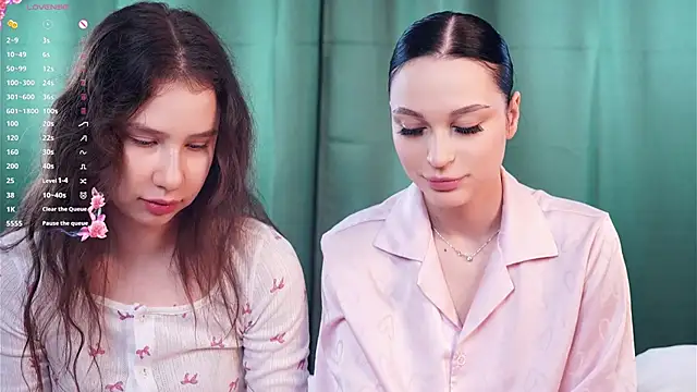 ZofiaSoshnik online show from February 2026 07:45:02 AM