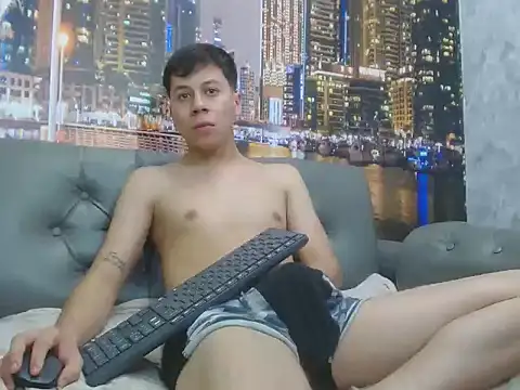 santiago xxxcol online show from March 2026 11:27:02 PM