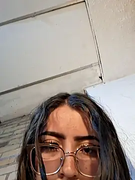 Snapshot of the_lagoon_girl chatting on March 2026 01:34:01 AM the lagoon girl online show from March 2026 01:34:01 AM