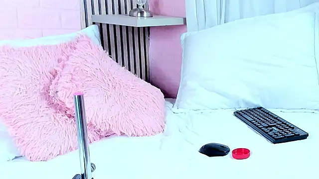 kelly 666 online show from April 2026 03:22:02 AM