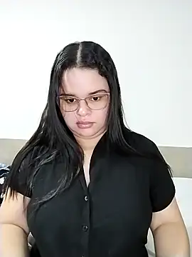 SamanthaStonee online show from April 2026 12:33:01 AM