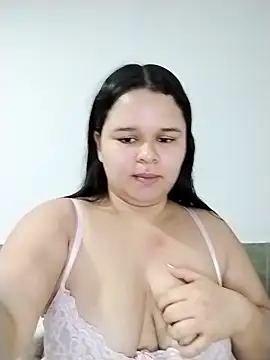 SamanthaStonee online show from June 2026 08:08:02 PM