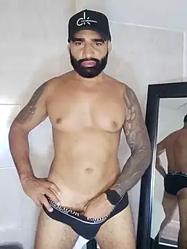 Lucius40 online show from February 2026 09:29:01 PM