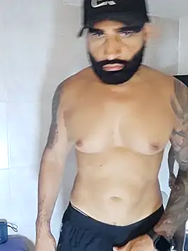 Lucius40 online show from February 2026 08:35:01 PM