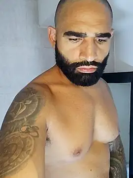 Lucius40 online show from February 2026 05:25:01 AM