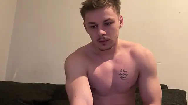 Snapshot of Lucas328706 chatting on February 2026 10:22:01 AM Lucas328706 online show from February 2026 10:22:01 AM