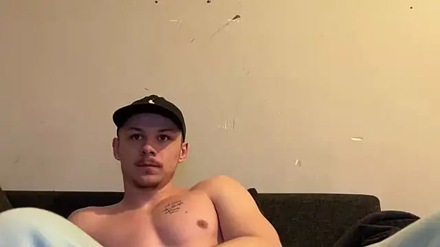 Snapshot of Lucas328706 chatting on February 2026 05:14:01 PM Lucas328706 online show from February 2026 05:14:01 PM