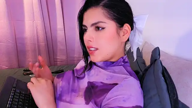 Snapshot of butterflyx39 chatting on July 2026 10:58:01 PM butterflyx39 online show from July 2026 10:58:01 PM