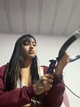 Snapshot of kuromi_x chatting on February 2026 07:51:02 AM kuromi x online show from February 2026 07:51:02 AM