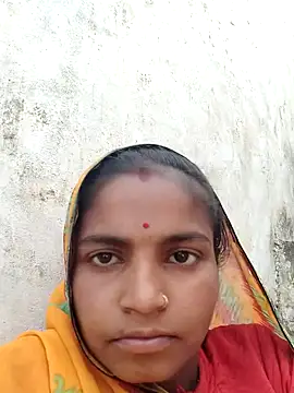 Snapshot of Gungun_thakur chatting on February 2026 05:57:01 AM Gungun thakur online show from February 2026 05:57:01 AM