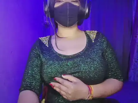 Snapshot of Bold_Beauty_07 chatting on February 2026 07:54:01 PM Bold Beauty 07 online show from February 2026 07:54:01 PM