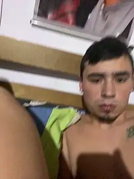 ChloeandAdam online show from April 2026 12:22:02 AM