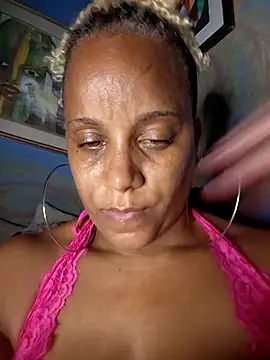 Snapshot of BadGyalGem chatting on July 2026 07:04:02 AM BadGyalGem online show from July 2026 07:04:02 AM
