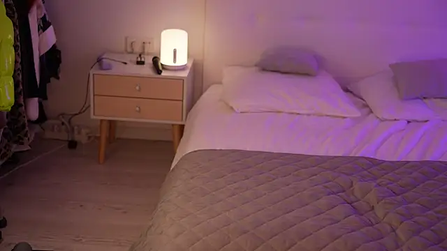 Snapshot of Sarah_Pink chatting on February 2025 05:47:02 PM Sarah Pink online show from February 2025 05:47:02 PM