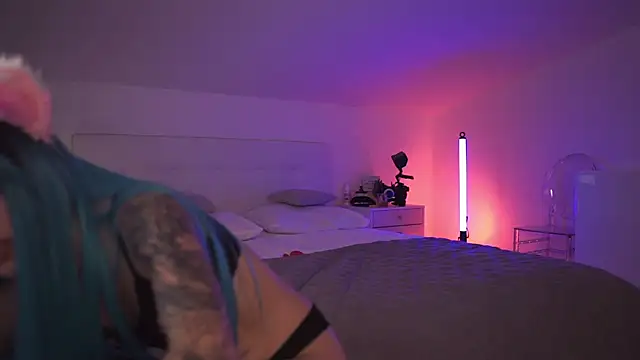 Snapshot of Sarah_Pink chatting on March 2025 05:23:02 PM Sarah Pink online show from March 2025 05:23:02 PM