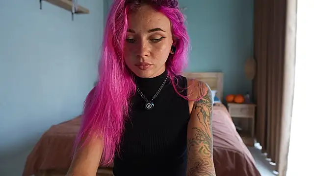 Snapshot of Sarah_Pink chatting on October 2025 12:34:01 AM Sarah Pink online show from October 2025 12:34:01 AM