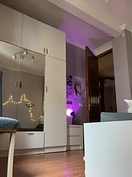    honey   online show from February 2026 09:02:02 AM