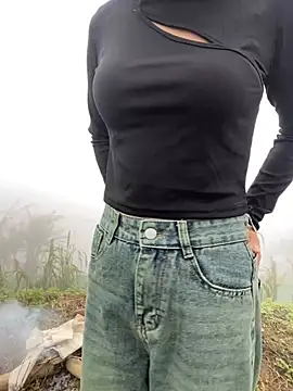 Snapshot of susin-beo chatting on February 2026 02:04:02 AM susin-beo online show from February 2026 02:04:02 AM