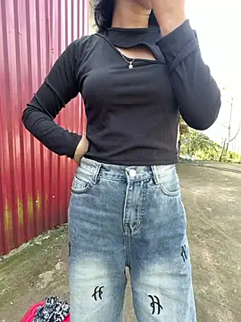 Snapshot of susin-beo chatting on February 2026 07:37:01 AM susin-beo online show from February 2026 07:37:01 AM