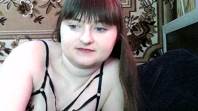 Snapshot of LuckyLust15 chatting on February 2026 10:31:02 AM LuckyLust15 online show from February 2026 10:31:02 AM