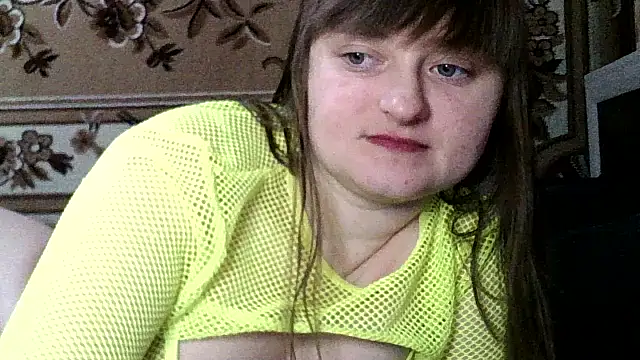 Snapshot of LuckyLust15 chatting on February 2026 04:35:01 PM LuckyLust15 online show from February 2026 04:35:01 PM