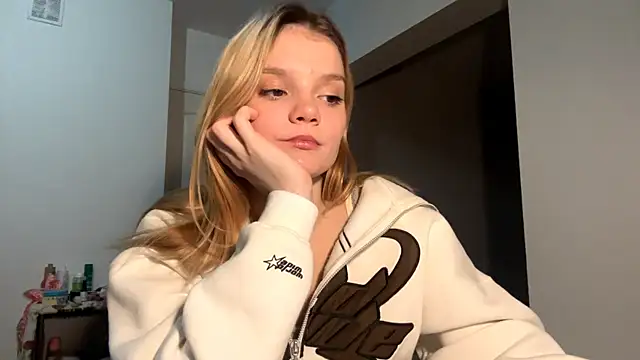 Tiffany Muse online show from February 2026 11:00:01 PM