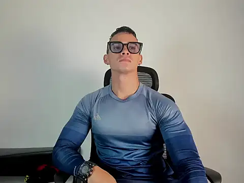 CRISTHIAN WOLF1 online show from February 2026 09:22:01 PM