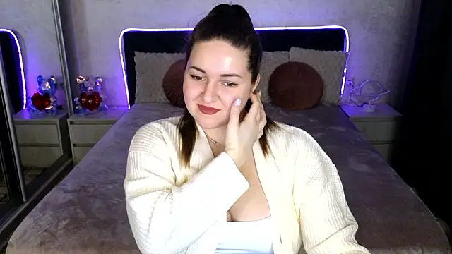 Eva Luxx online show from March 2026 11:00:01 PM