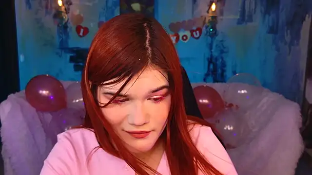 Snapshot of EllieFoxy chatting on February 2026 01:49:01 PM EllieFoxy online show from February 2026 01:49:01 PM