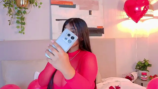 Snapshot of VioletBloomm chatting on February 2026 11:51:01 AM VioletBloomm online show from February 2026 11:51:01 AM